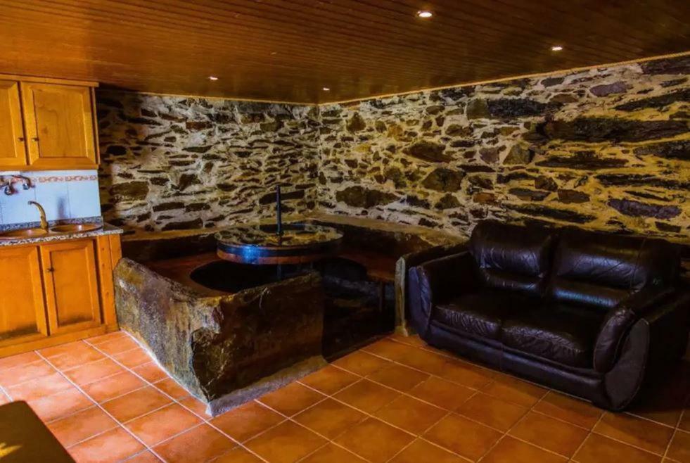 "Casa Do Avo Patricio" Mountain Experience Villa Parada  Luaran gambar